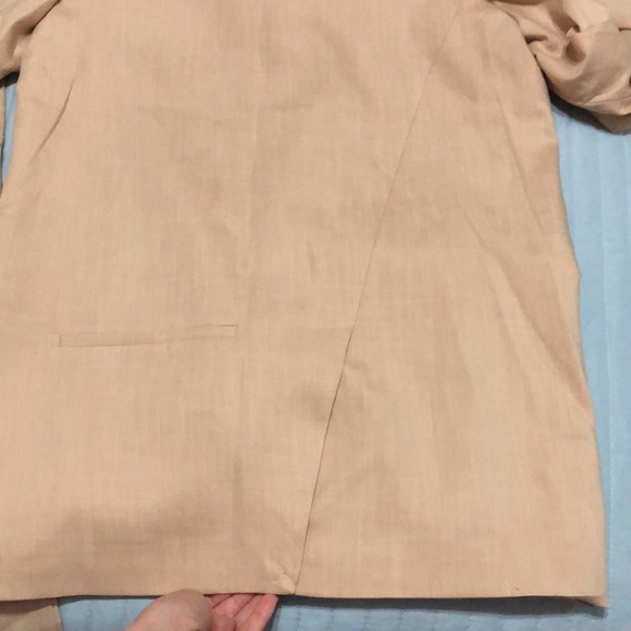 Zara full length pleated pant and straight cut blazer - Picture 13 of 16